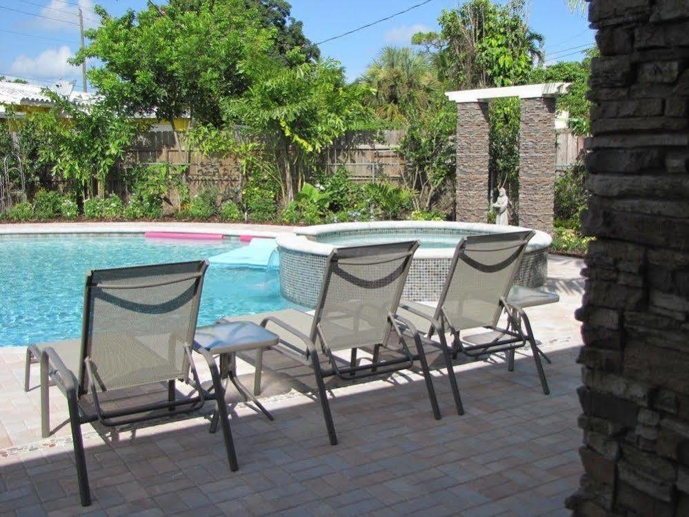 Heffron Manor Hotel Wilton Manors Exterior photo